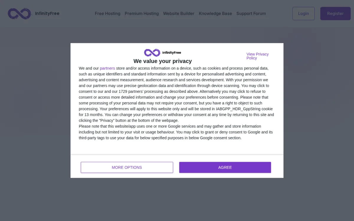 InfinityFree homepage showing 5 GB disk space, unlimited bandwidth, free SSL, PHP 8.3, and no ads on free hosting.
